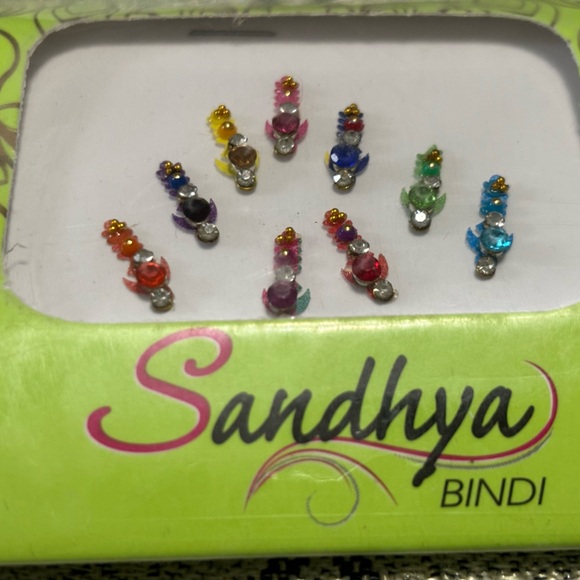 Multicolored Bindis, Forehead Gems, Body Jewels - Picture 7 of 9